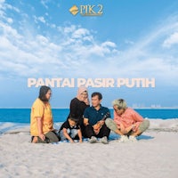 a family sitting on the beach with the words pantai pasi puth